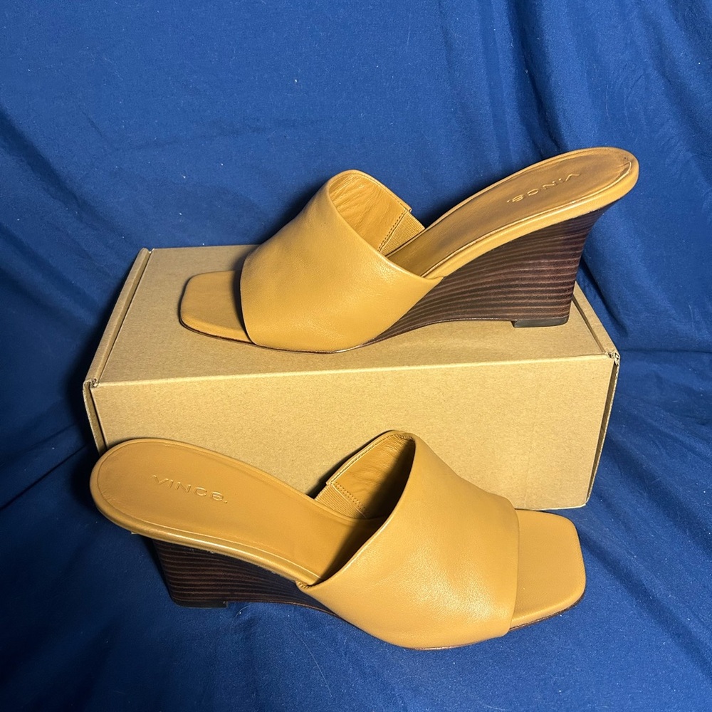 VINCE.- PIA, TAN LE, 8 medium, women new